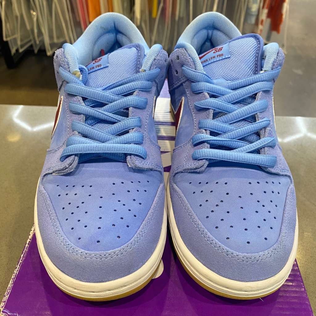 Nike SB Dunk Low Philadelphia Phillies - Pre-Owned