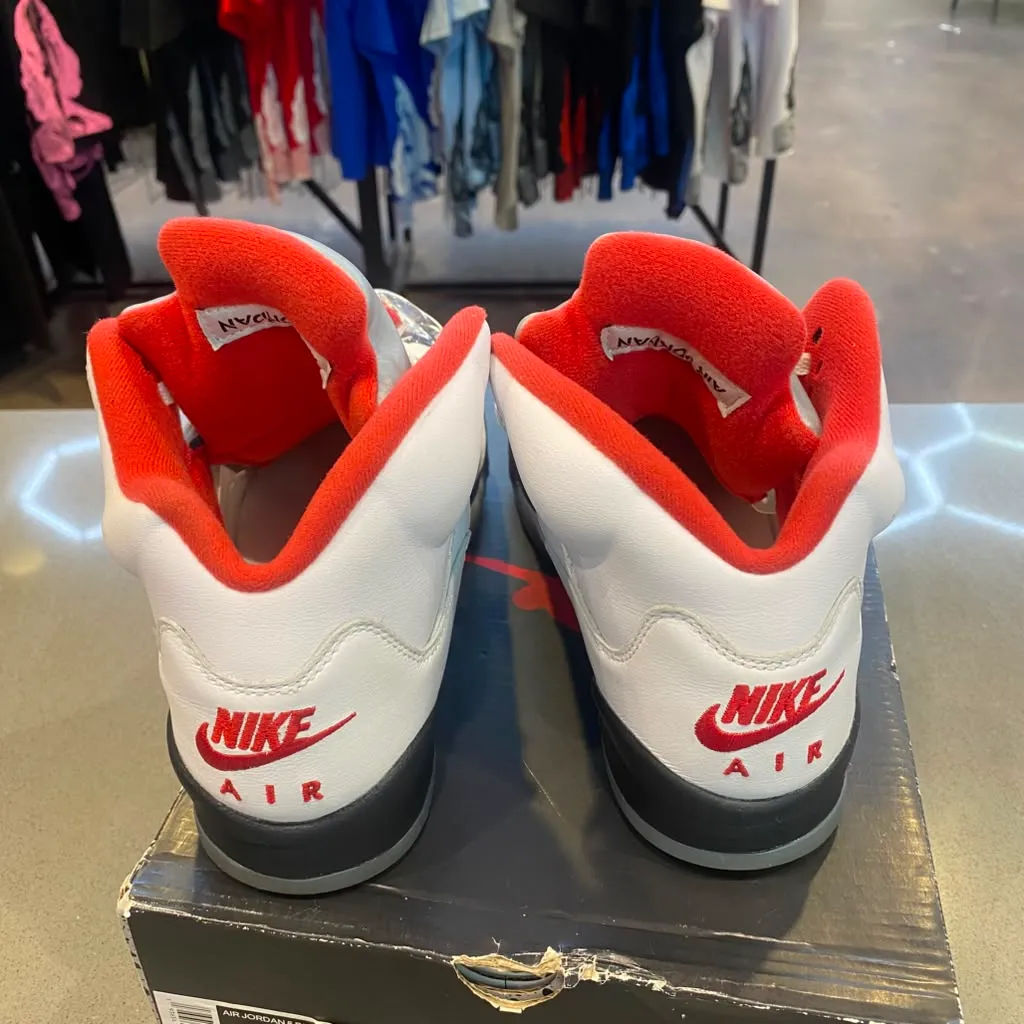 Jordan 5 Retro Fire Red Silver Tongue (2020) (GS) Size 6Y 440888-102 - Pre-Owned