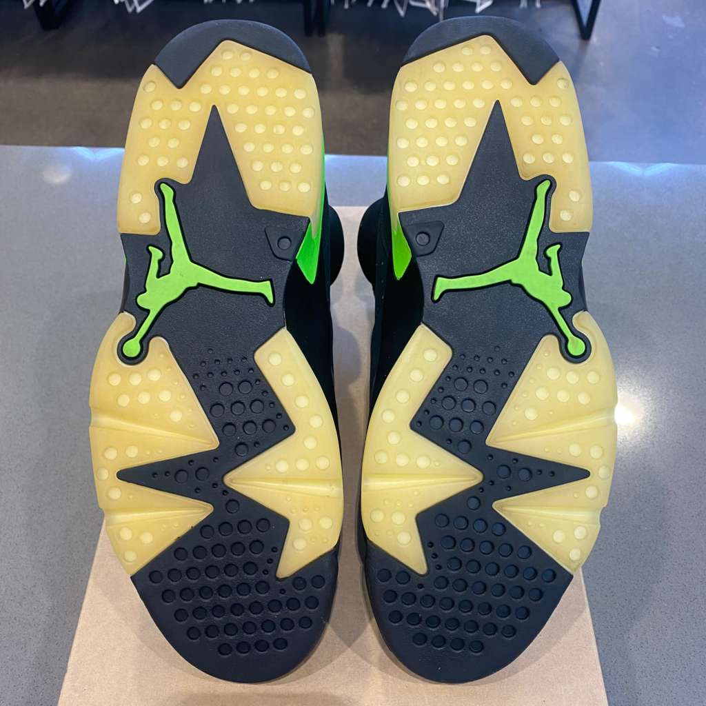 Jordan 6 Retro Electric Green - Pre-Owned (Replacement Box)