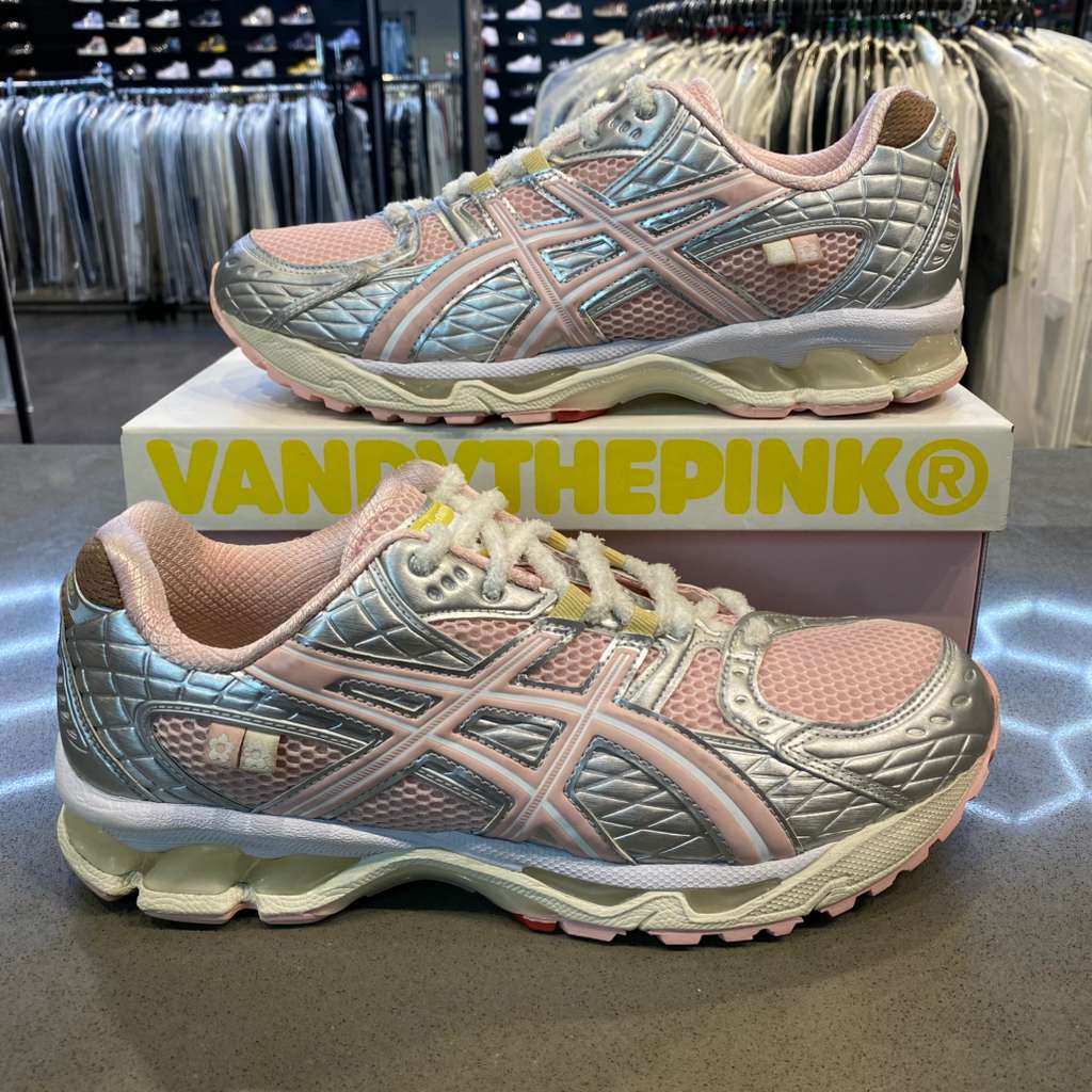 ASICS Gel-Nimbus 10.1 Vandy The Pink x atmos Banana Split Strawberry Size 11 1203A865-702 - Pre-Owned