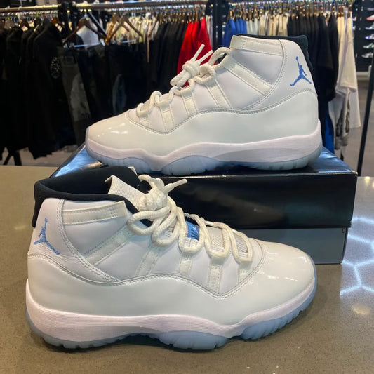 Jordan 11 Retro Legend Blue (2024) Size 8.5 CT8012-104 - Pre-Owned
