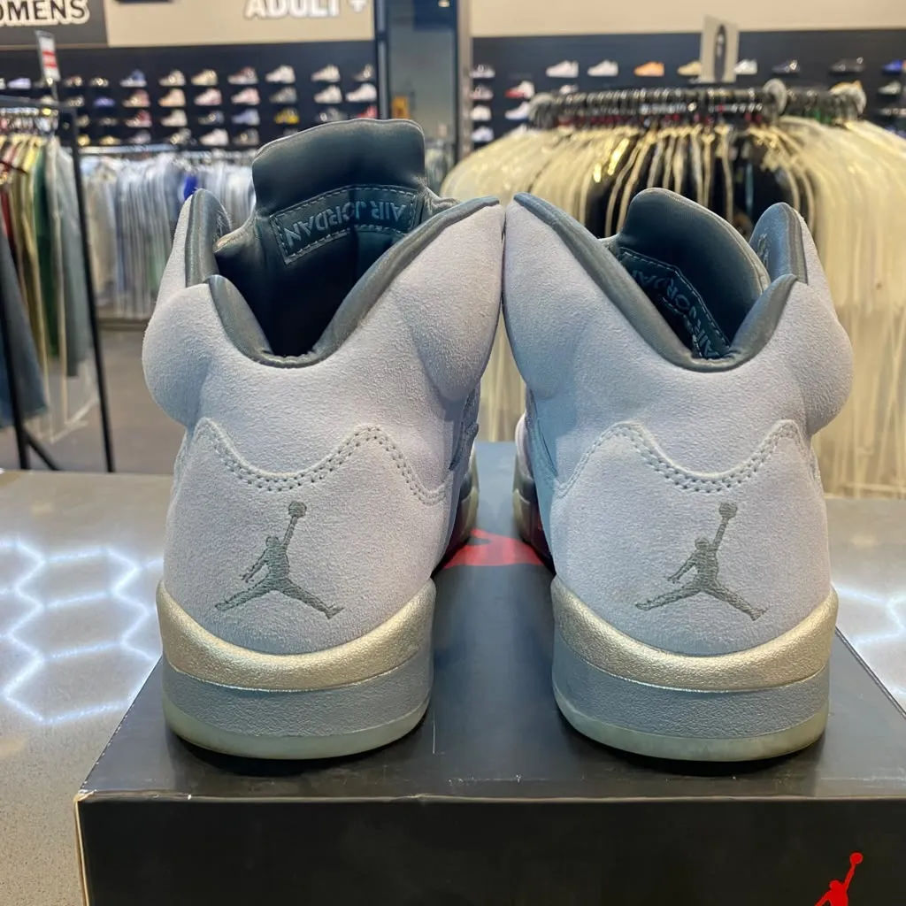 Jordan 5 Retro Bluebird (Women's) Size 7W DD9336-400 - Pre-Owned