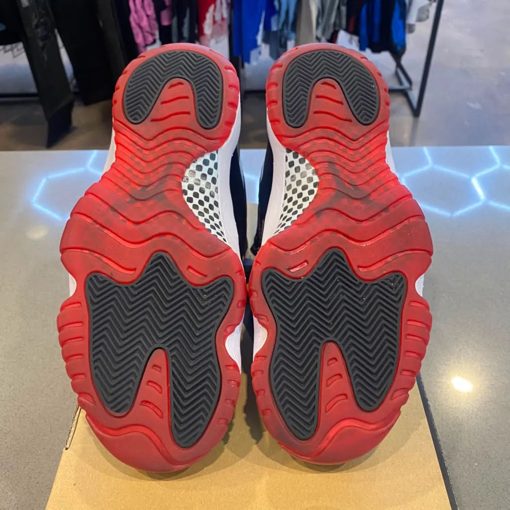 Jordan 11 Retro Playoffs Bred (2019) Size 9 378037-061 - Pre-Owned