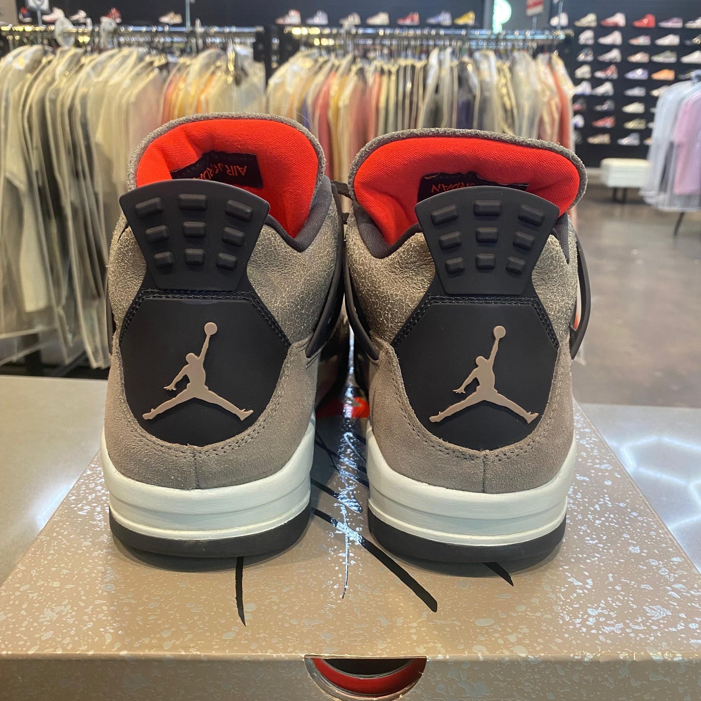 Jordan 4 Retro Taupe Haze Size 12 DB0732-200 - Pre-Owned