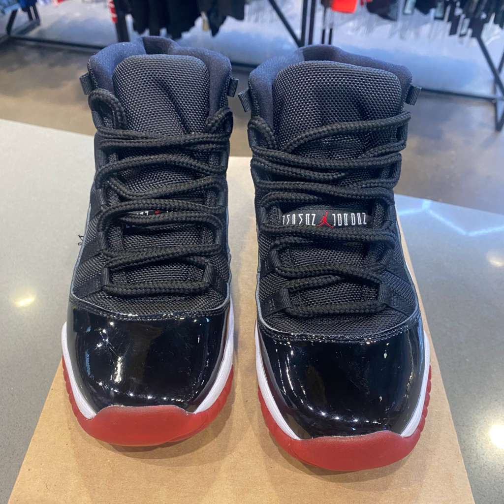 Jordan 11 Retro Playoffs Bred (2019) (GS) Size 6.5Y 378038-061 - Pre-Owned (Replacement Box)