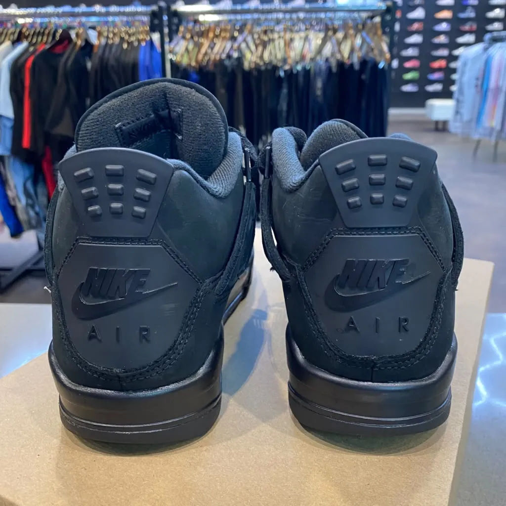 Jordan 4 Retro Black Cat (2025) (GS) Size 5.5Y IB4171-010 - Pre-Owned (Replacement Box)