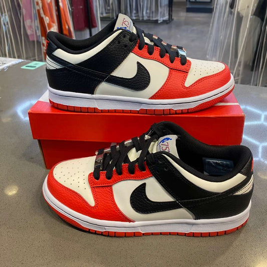 Nike Dunk Low EMB NBA 75th Anniversary Chicago (GS) Size 5Y DO6288-100 - Pre-Owned