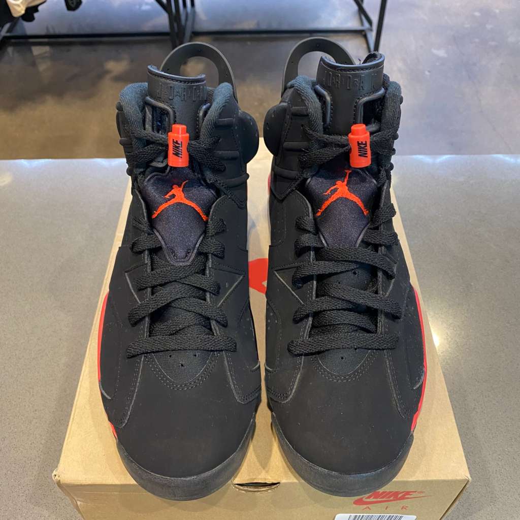 Jordan 6 Retro Infrared Salesman Size 10.5 CT8529-001 - Pre-Owned