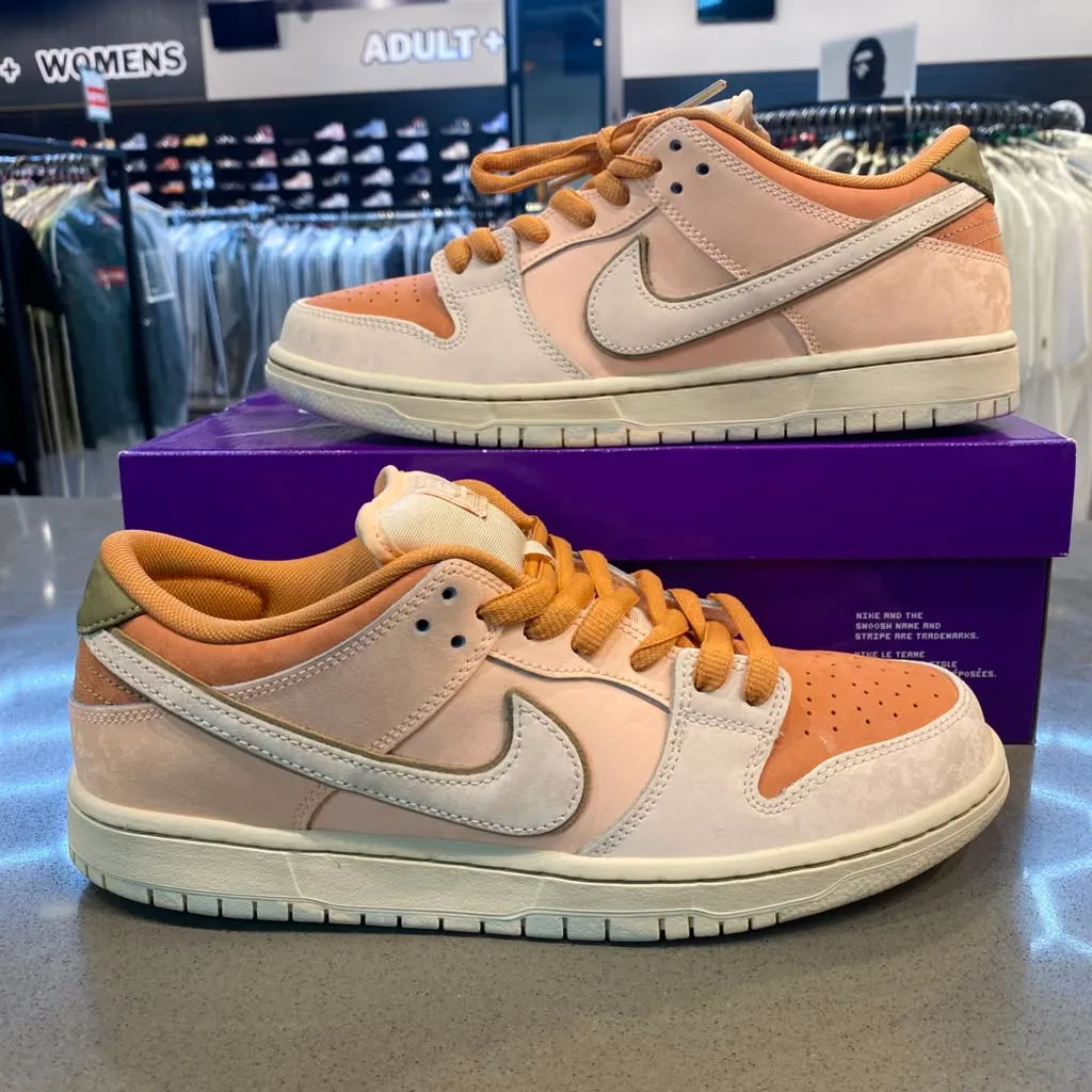 Nike SB Dunk Low Trocadéro Gardens Size 9.5 FV5926-200 - Pre-Owned