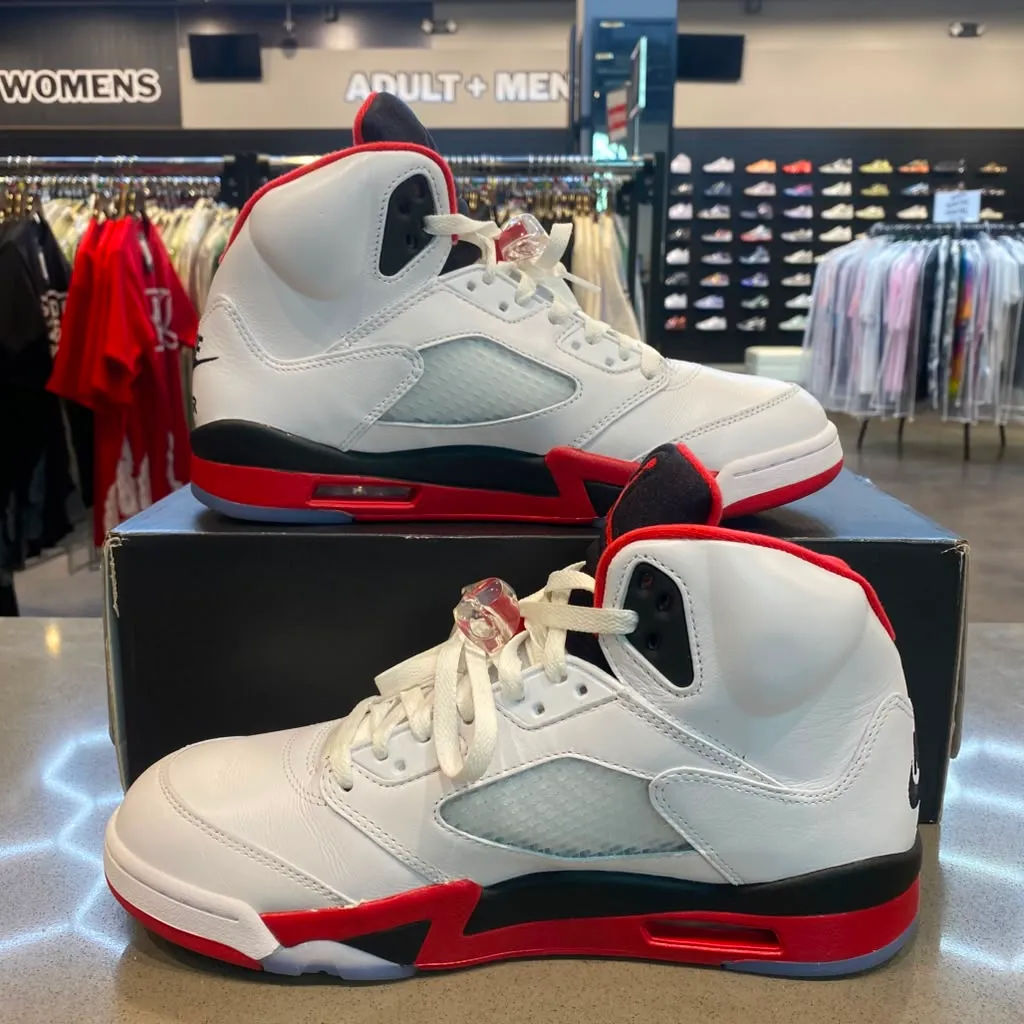 Jordan 5 Retro Fire Red Black Tongue (2025) Size 11 HQ7978-101 - Pre-Owned