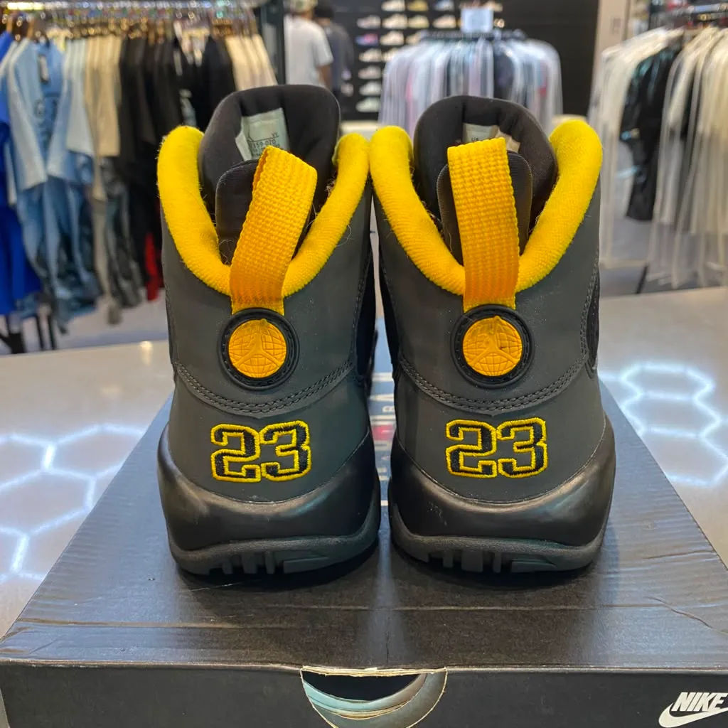 Jordan 9 Retro Dark Charcoal University Gold (GS) Size 6.5Y 302359-070 - Pre-Owned