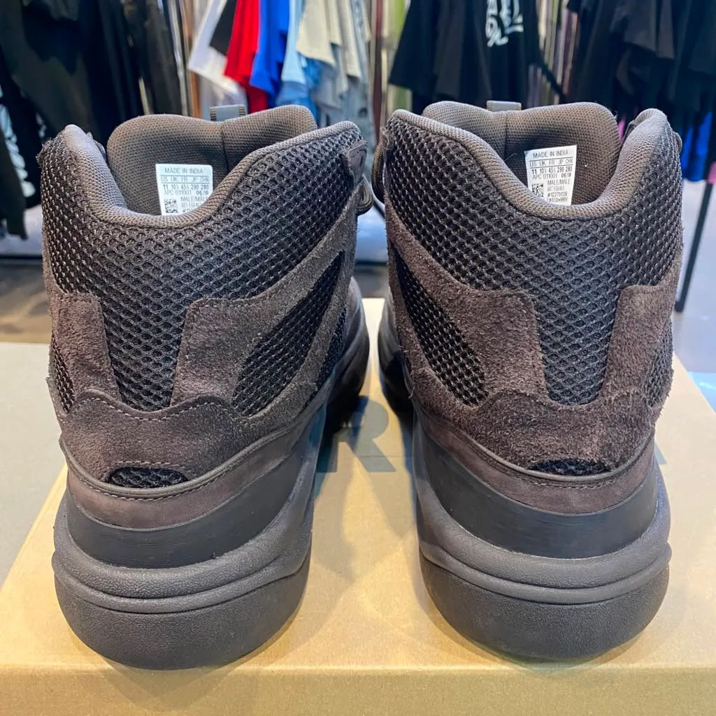 adidas Yeezy Desert Boot Oil Size 11 EG6463 - Pre-Owned