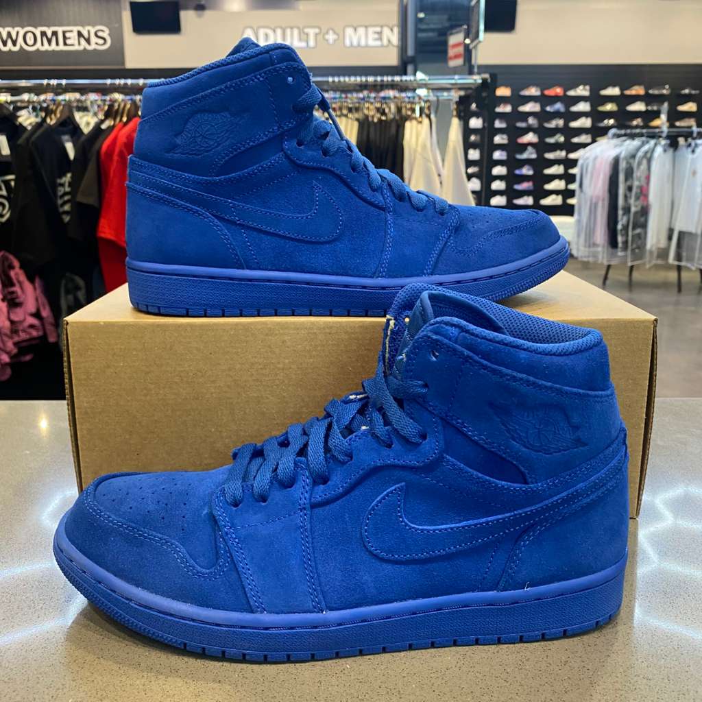 Jordan 1 Retro Blue Suede Size 9.5 332550-404 - Pre-Owned (Replacement Box)
