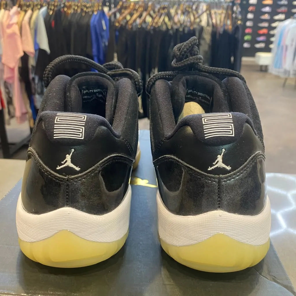 Jordan 11 Retro Low Barons Size 9.5 528895-010 - Pre-Owned