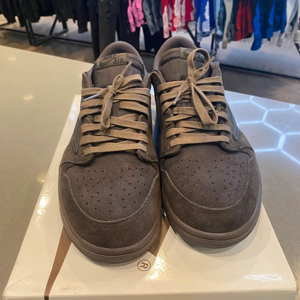 Jordan 1 Retro Low OG SP Travis Scott Velvet Brown Size 11.5 DM7866-202 - Pre-Owned