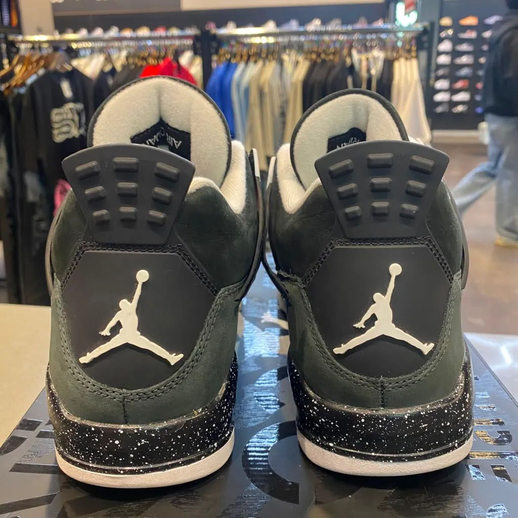 Jordan 4 Retro Fear (2024) Size 9.5 FQ8138-002 - Pre-Owned