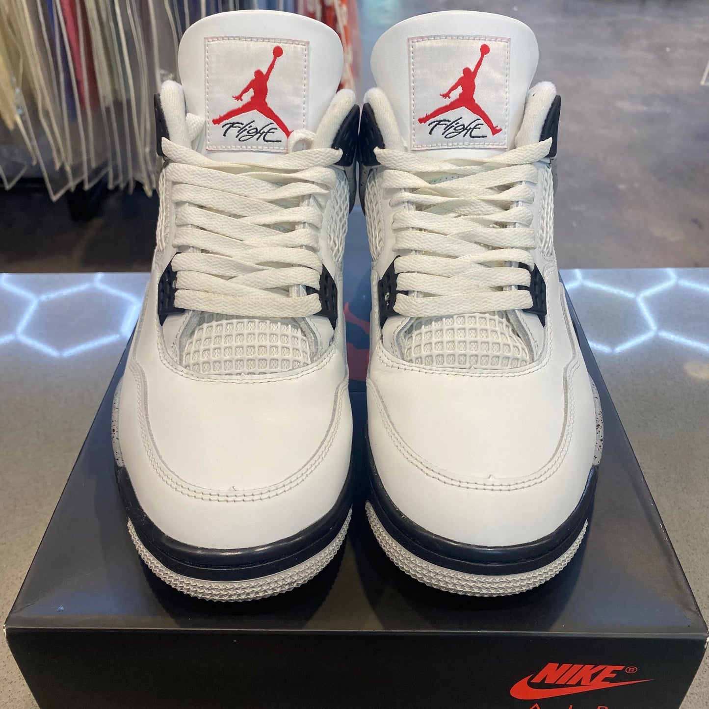 Jordan 4 Retro White Cement (2025) - Pre-Owned