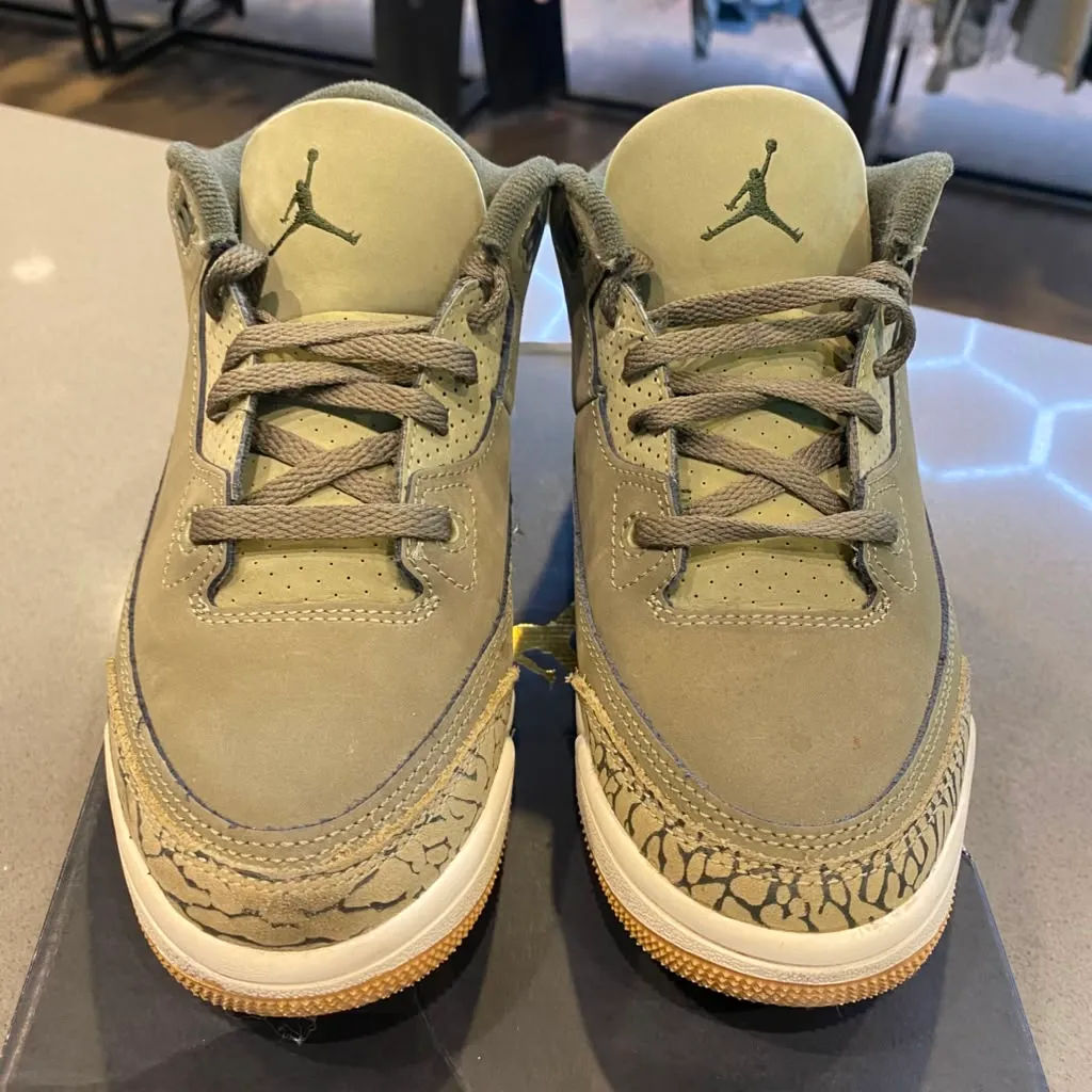 Jordan 3 Retro Family Affair (PS) Size 2Y DM0966-202 - Pre-Owned