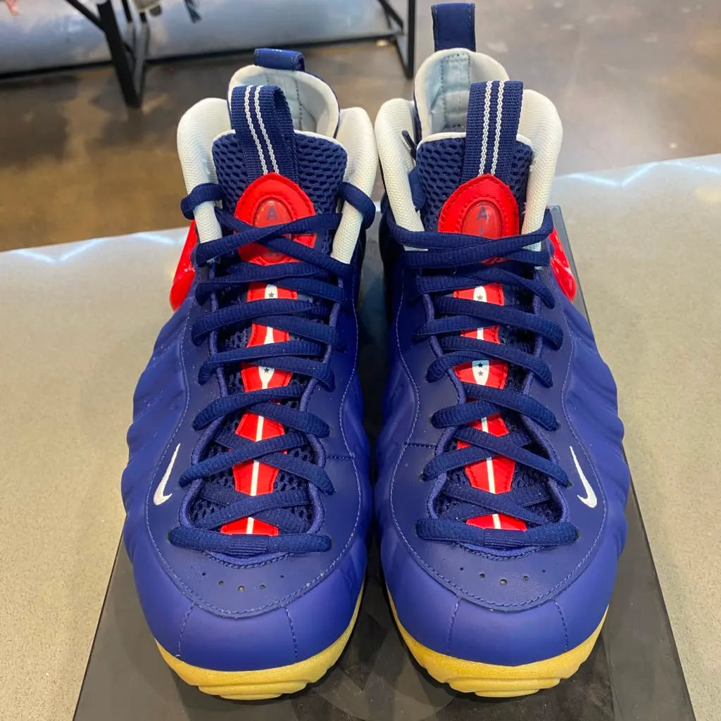 Nike Air Foamposite Pro Blue Void University Red Size 9 CJ0325-400 - Pre-Owned
