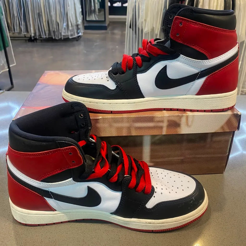 Jordan 1 Retro High OG Black Toe Reimagined Size 8.5 DZ5485-106 - Pre-Owned