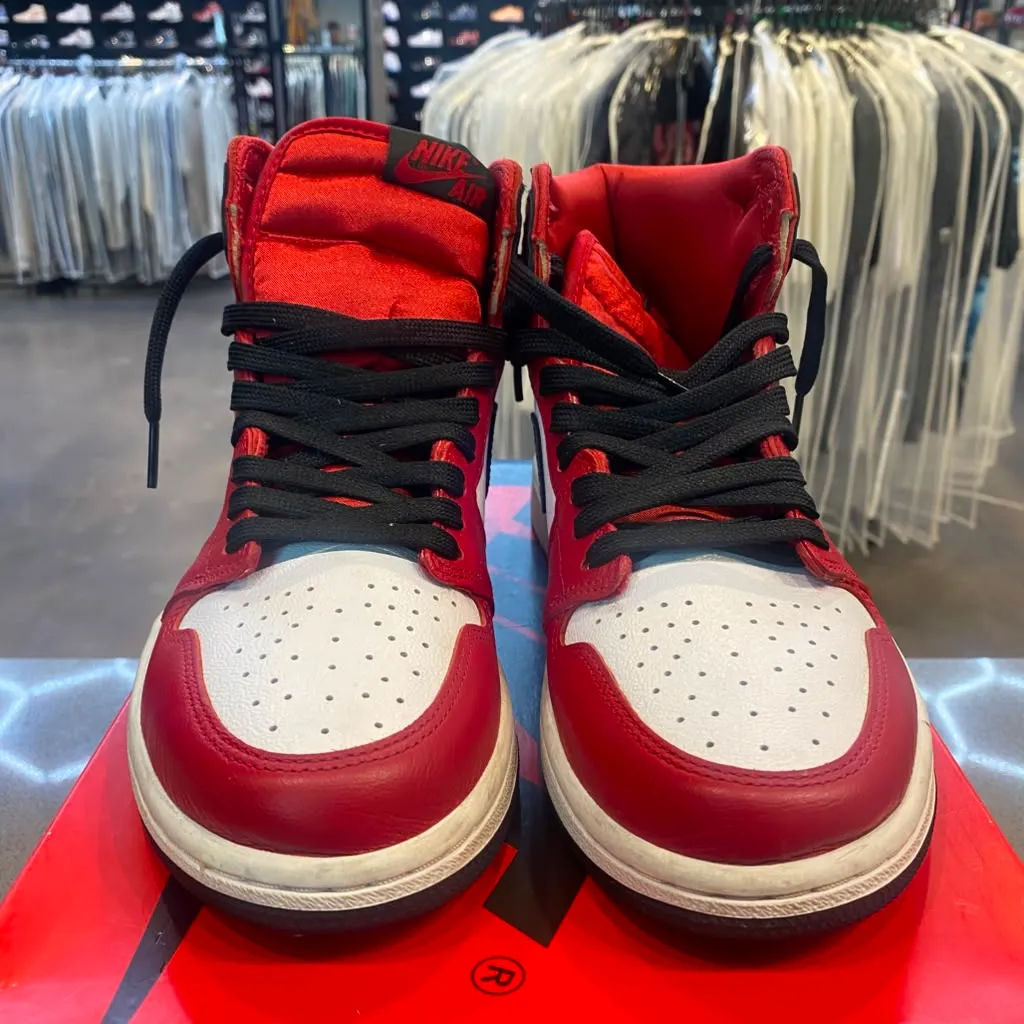 Jordan 1 Retro High Satin Snake Chicago (Women's) Size 8.5W CD0461-601 - Pre-Owned