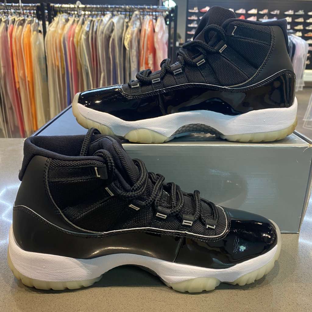 Jordan 11 Retro Jubilee 25th Anniversary - Pre-Owned